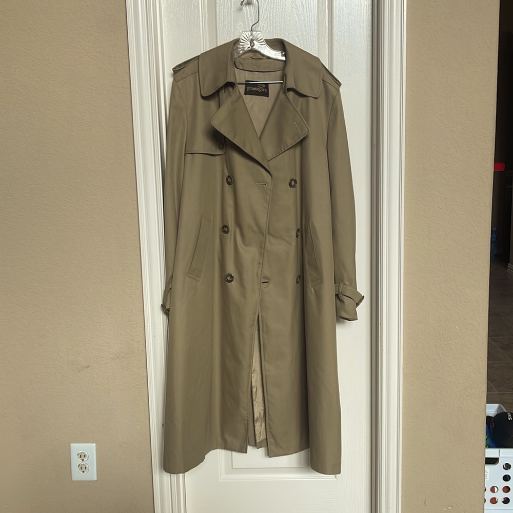 Vintage FoxRun trench coat with missing belt